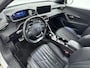 Peugeot 2008 1.2 PURETECH GT-LINE | TWO TONE | CLIMA | CRUISE | 360 CAMERA | NAVI | 18'' LM VELGEN | OPEN DAK | LEDER | ELEKTRISCH INKLAPBARE SPIEGELS | AUTOMAAT |