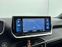 Peugeot 2008 1.2 PURETECH GT-LINE | TWO TONE | CLIMA | CRUISE | 360 CAMERA | NAVI | 18'' LM VELGEN | OPEN DAK | LEDER | ELEKTRISCH INKLAPBARE SPIEGELS | AUTOMAAT |