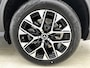 Mercedes-Benz GLC 300e 4MATIC Business Solution Luxury | Parkeerpakket met 360°-camera | Comfortpakket Plus | Trekhaak | Panoramaschuifdak | Sierdelen openporig hout aluminiumlines | DISTRONIC | 19 inch vijf-dubbelspaaks velgen |