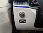 Mercedes-Benz GLC 300e 4MATIC Business Solution Luxury | Parkeerpakket met 360°-camera | Comfortpakket Plus | Trekhaak | Panoramaschuifdak | Sierdelen openporig hout aluminiumlines | DISTRONIC | 19 inch vijf-dubbelspaaks velgen |
