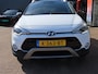 Hyundai i20 1.0 T-GDI Aut. Active Black Ride Uniek! Trekhaak Camera 17" Apple Cruise