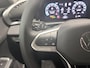 Volkswagen T-Roc 1.5 eTsi Life First Edition 116 PK Automaat | Keyless access | 18" Lichtmetalen velgen | LED koplampen | Apple Carplay | Camera | Android Auto | Climate control | Stoelverwarming | Adaptive cruise control | Stuurverwarming |
