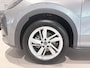 Volkswagen T-Roc 1.5 eTsi Life First Edition 116 PK Automaat | Keyless access | 18" Lichtmetalen velgen | LED koplampen | Apple Carplay | Camera | Android Auto | Climate control | Stoelverwarming | Adaptive cruise control | Stuurverwarming |
