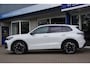 Volkswagen Tiguan 1.5 eHybrid 272Pk SOH 100% R-Line Edition Panoramadak 360° camera Trekhaak IQ.Light Leer
