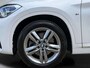 BMW X1 XDrive20i High Executive, M-sport, Shadow-line, Panodak, Head-Up, Adaptive cruise