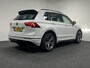 Volkswagen Tiguan 1.4 TSI Comfortline Business R | NAVI | 360 CAMERA | STOELVERWARMING | LEDEREN BEKLEDING |