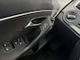 Volkswagen Polo 1.2 TSI Comfortline Business R, Stoelverwarming, PDC V+A