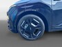 Kia EV3 GT-Line Dark Edition 81.4 kWh | Navigatie | Climate control | Stoel verwarming voor + achter | Pakeersensoren voor + achter | Parkeercamera achter | DEMO