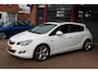 Opel Astra 1.4 Turbo Sport // Pano // Stuur/stoelverwarming // Extra winterbanden