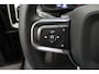 Volvo XC40 2.0 B3 R-Design 2022 NAP | 360 Camera | Harman Kardon | Panoramadak | Carplay | Stuur en stoelverwarming | Trekhaak | Alcantara Leder | Keyless |