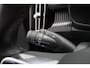 Volvo XC40 2.0 B3 R-Design 2022 NAP | 360 Camera | Harman Kardon | Panoramadak | Carplay | Stuur en stoelverwarming | Trekhaak | Alcantara Leder | Keyless |