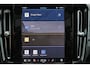 Volvo C40 Extended Range Plus 82 kWh - Panoramadak - IntelliSafe Assist & Surround - Parkeercamera achter - Verwarmde voorstoelen & stuur - Parkeersensoren voor & achter - Draadloze tel. lader - High Performance audio - Warmtepomp - Extra getint glas - Elektr. inklapbare trekhaak - 19' LMV