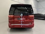 Volkswagen Multivan 8X OP VOORRAAD, GROOTSTE VOORRAAD VAN NL BIJ PPW AUTO'S TE DORDRECHT PANO/SOH 92%/HEAD-UP/H&K/MASSAGE+VENTILATIE/VOL-LEER/360CAMERA/ELECTR.SCHUIFDEUREN/IQ-LIGHT/ACC/ADAPTIVE-ONDERSTEL/TWO-TONE COLOUR/VOLLEDIG VW DEALER HISTORIE