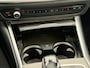 BMW 3-Serie 330I M-SPORT / SHADOW / LASER / PANO / TREKHAAK