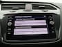 Volkswagen Tiguan 1.5 TSI ACT Highline Business R 150PK DSG R-line, Pano-Schuifdak, Trekhaak, Virtual Pedal, Head-Up Display, Achteruitrijcamera, Stoelverwarming, Keyless, 19" LM Velgen