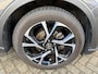 Toyota C-HR / C-HR+ 2.0 Hybrid First Edition|Camera|Parkeersensoren|Navi|Stoelverwarming|Bluetooth|