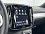 Volvo XC40 B4 Plus Dark | 18" | Trekhaak | Elektr. verst. Stoelen | Harman Kardon | Adaptieve Cruise | BLIS | Stoel/Stuurverwarming | Parkeercamera