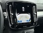 Volvo XC40 B4 Plus Dark | 18" | Trekhaak | Elektr. verst. Stoelen | Harman Kardon | Adaptieve Cruise | BLIS | Stoel/Stuurverwarming | Parkeercamera
