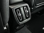 Volvo XC40 B4 Plus Dark | 18" | Trekhaak | Elektr. verst. Stoelen | Harman Kardon | Adaptieve Cruise | BLIS | Stoel/Stuurverwarming | Parkeercamera