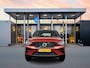 Volvo XC40 B4 Plus Dark | 18" | Trekhaak | Elektr. verst. Stoelen | Harman Kardon | Adaptieve Cruise | BLIS | Stoel/Stuurverwarming | Parkeercamera