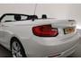 BMW 2-Serie Cabrio 220i | Cruise Control | Bluetooth | PDC | Stoelverwarming | Navi | Leder