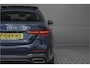 Mercedes-Benz C-klasse 200 Launch Edition AMG Line Pano Trekhaak Camera Stoelverw