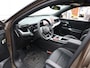Jeep Compass First Edition 74 kWh | Pano Dak | LM Velgen Zwart dak | Donker getint glas | PDC V - A | Luxe Audio |