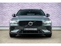 Volvo V60 T6 Plug-in hybrid AWD Ultra Dark | Panoramadak | Head Up Display | Donker Glas | Sportstoelen | Power Seats | Harman Kardon |