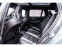Volvo V60 T6 Plug-in hybrid AWD Ultra Dark | Panoramadak | Head Up Display | Donker Glas | Sportstoelen | Power Seats | Harman Kardon |