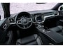 Volvo V60 T6 Plug-in hybrid AWD Ultra Dark | Panoramadak | Head Up Display | Donker Glas | Sportstoelen | Power Seats | Harman Kardon |