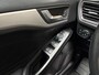 Ford Focus 1.0 EcoBoost Sport (APPLE CARPLAY, GROOT NAVI, PARKEERSENSOREN, CRUISE, SPORTSTOELEN, LM VELGEN, NIEUWSTAAT)