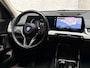 BMW X1 xDrive25e Sport 245Pk Automaat (APPLE CARPLAY, GROOT NAVI, LEDER, STOELVERWARMING, SPORTSTOELEN, GETINT GLAS, CAMERA, ELEK ACHTERKLEP, NIEUWSTAAT)