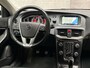 Volvo V40 2.0 T2 Sport (NAVIGATIE, CLIMATE, STOELVERWARMING, SPORTSTOELEN, PARKEERSENSOREN, CRUISE, NIEUWE APK, NIEUWSTAAT)