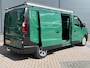 Renault Trafic 2.0 dCi 130 T30 L2H1 Work Edition / Trekhaak / 2500 kg trekgewicht / Apple Carplay / Android Auto / Achteruitrijsensoren / Cruise Control / DAB Radio /