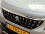 Peugeot 2008 1.2 PureTech Sport (APPLE CARPLAY, NAVIGATIE, CLIMATE, CAMERA, SPORTSTOELEN, LEDER, GETINT GLAS, CRUISE, NIEUWE APK, NIEUWSTAAT)