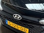 Hyundai i20 1.0 T-GDI Premium Sport (NAVIGATIE, BLACK PACK, CLIMATE, CAMERA, SPORTSTOELEN, KEYLESS, GETINT GLAS, CRUISE, NIEUWSTAAT)