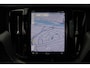 Volvo XC60 2.0 T6 Plug-in hybrid AWD Dark | Pano | Memory | Keyless | Camera | 20” | CarPlay