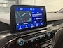 Ford Kuga 2.5 PHEV ST-Line X / Dealer Onderhouden / All Seasonbanden / Bang & Olufsen / Navigatie / Camera / Trekhaak 1500 KG / HUD / Stoel- en Stuurverwarming / Verwarmde Voorruit / Elektrische Kofferbak / Verwarmde Achterbank /