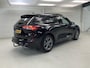 Ford Kuga 2.5 PHEV ST-Line X / Dealer Onderhouden / All Seasonbanden / Bang & Olufsen / Navigatie / Camera / Trekhaak 1500 KG / HUD / Stoel- en Stuurverwarming / Verwarmde Voorruit / Elektrische Kofferbak / Verwarmde Achterbank /