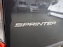 Mercedes-Benz Sprinter 315 CDI | L2 H1 | AUTOMAAT | ACHTERUITRIJCAMERA | CRUISE CONTROL | AIRCO | BETIMMERDE LAADRUIMTE | 3-ZITS | STOELVERWARMING | TREKHAAK | METALLIC LAK | NL AUTO | CERTIFIED