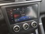 Renault Kadjar 1.3 TCe Edition Automaat / All season banden / Pack R-Link / Voorstoelen verwarmd / Trekhaak 1500 Kg / Navigatie / Camera / Cruise Control / Parkeersensoren / Apple Carplay Android Auto / Climate control / Keyless Entry/Start /