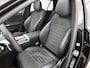 Mercedes-Benz C-klasse Estate 300 e AMG Plug-In Hybride AMG Line | Trekhaak | Panoramadak | Digital Licht | Rijassistentiepakket Plus incl. PRE-SAFE Inclusief 24 maanden MB Certified garantie voor Europa.