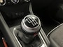 Renault Captur 1.0 TCe 90 Intens / Eerste Eigenaar / Dealer Onderhouden / Navigatie / Climate Control / Cruise Control / Half Lederen Bekleding / LED Verlichting / Apple CarPlay/Android Auto /