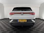 Volkswagen ID.4 Business 77 kWh [ 3-Fase-11kW ] {SOH-83%} (INCL-BTW) *LEATHER-ARTVELOURS | ADAPTIVE-CRUISE | FULL-LED | HEATED-COMFORTSEATS | KEYLESS | CAMERA | DIGI-COCKPIT | DAB | NAVI-FULLMAP | PRIVACY-GLASS | ECC | PDC | TOWBAR | 19''ALU*