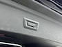 BMW iX xDrive50 Executive 112 kWh | M Sportpakket | Comfort Access pakket | Live Cockpit Professional | Parking Assistant Plus | airco automatisch | airco separaat achter | Apple Carplay/Android Auto | lederen bekleding | navigatiesysteem full map | voorstoelen verwarmd | laser LED koplampen | lichtmetalen velgen 22" | panoramadak var. transparantie | trekhaak elektrisch uitklapbaar |