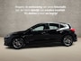 Ford Focus 1.0 EcoBoost ST Line 125Pk (APPLE CARPLAY, GROOT NAVI, STUUR/STOELVERWARMING, CAMERA, ADAPTIVE CRUISE, SPORTSTOELEN, KEYLESS, PARKEER ASSISTENT, GETINT GLAS, NIEUWSTAAT)