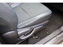 Toyota Yaris 1.5 FULL HYBRID DYNAMIC NAVI KEYLESS CRUISE CLIMA CAMERA HALF-LEDER LM-VELGEN