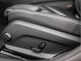 Mercedes-Benz C-klasse 180 AMG Sport 156Pk Automaat (NAVIGATIE, CAMERA, LEDER, ZWART HEMEL, STOELVERWARMING, SPORTSTOELEN, GETINT GLAS, NIEUWSTAAT)