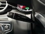 Mercedes-Benz C-klasse 180 AMG Sport 156Pk Automaat (NAVIGATIE, CAMERA, LEDER, ZWART HEMEL, STOELVERWARMING, SPORTSTOELEN, GETINT GLAS, NIEUWSTAAT)