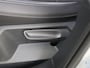 Volkswagen T-Roc 1.5 TSI R-Line Edition | Company Car | 19 Inch LM velgen | Achteruitrijcamera | Navigatie | Digital Cockpit Pro | Easy open kofferklep | Keyless Entry & Start |